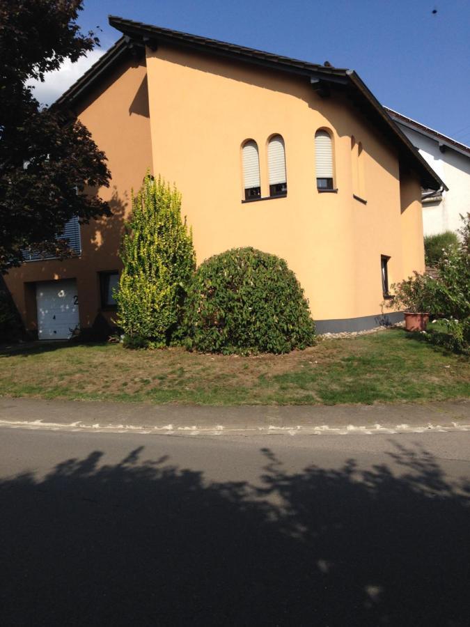 Ferienwohnung Haus Angela Gudesweiler 外观 照片